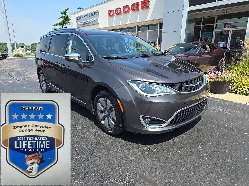 2020 Chrysler Pacifica Hybrid Limited — Minivan — 74,919 mi — Florence, KY