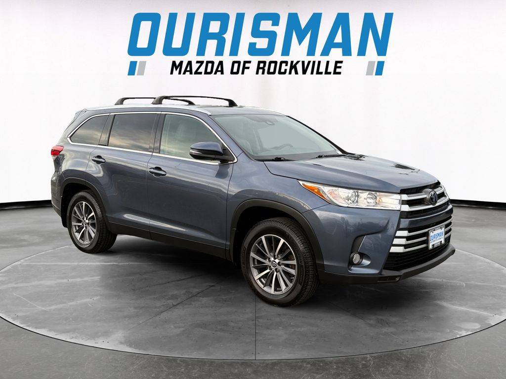 2019 Toyota Highlander SE V6 — SUV — 97,844 mi — Rockville, MD