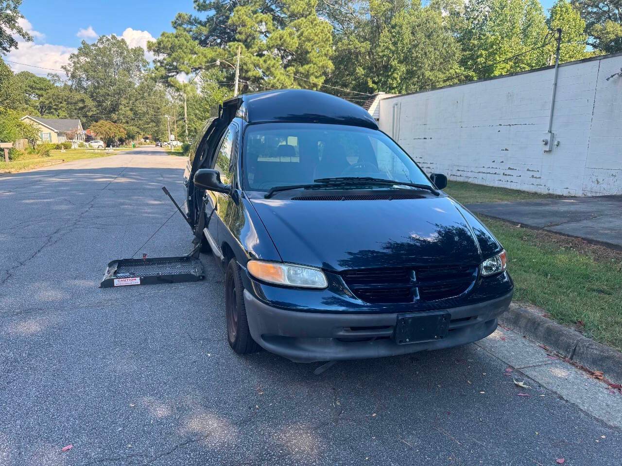 2000 Dodge Caravan SE