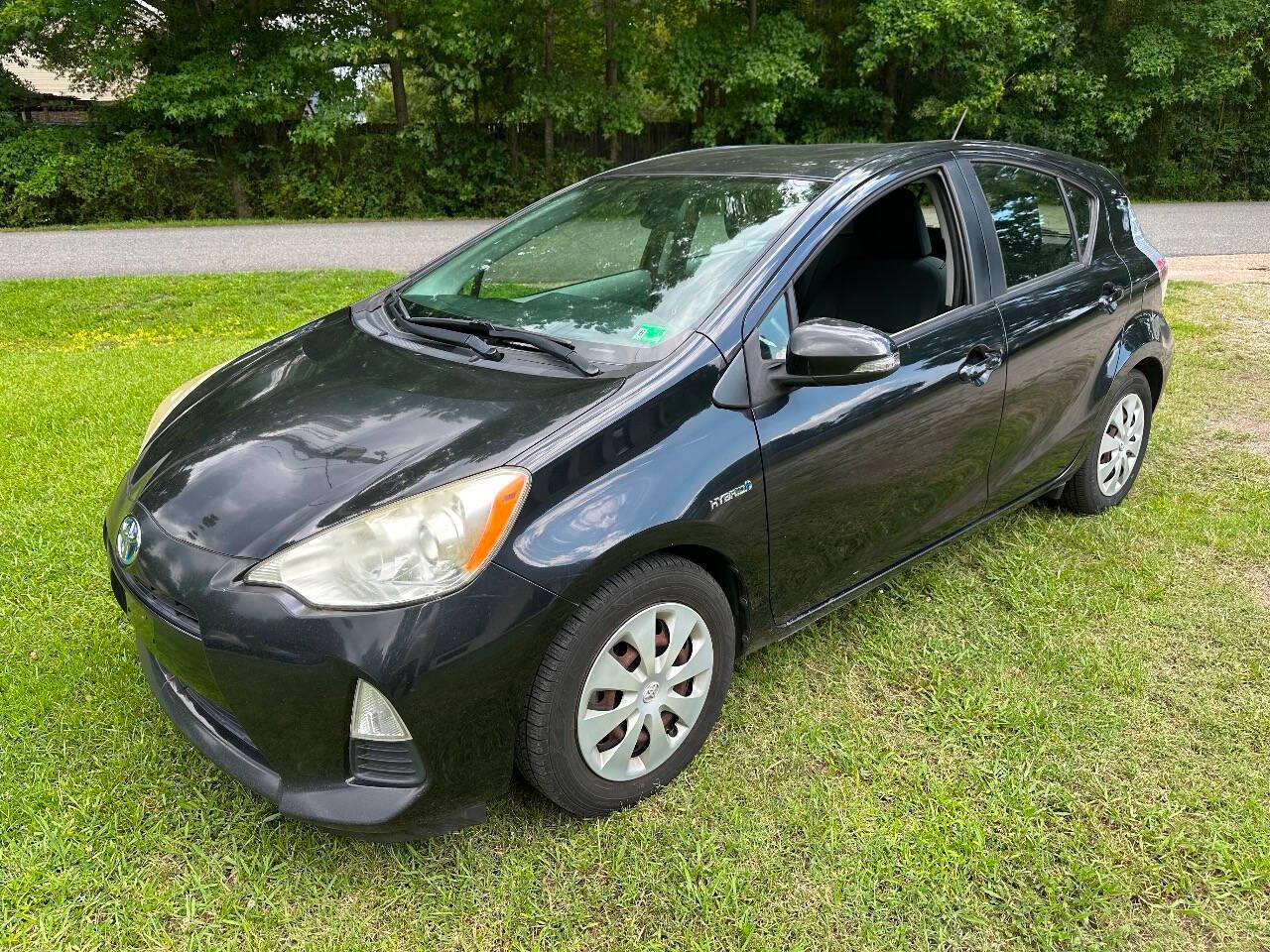2013 Toyota Prius c One — Hatchback — 132,034 mi — Chesapeake, VA