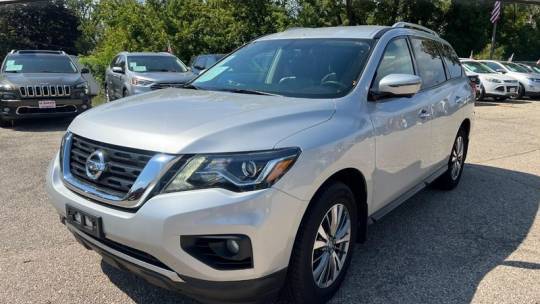 2020 Nissan Pathfinder SL — SUV — 39,196 mi — Madison, WI
