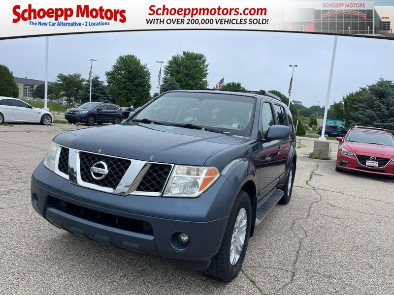 2005 Nissan Pathfinder LE — SUV — 134,148 mi — Madison, WI