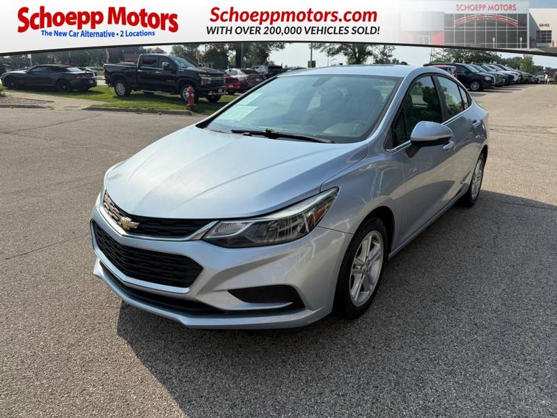 2018 Chevrolet Cruze LT — Sedan — 98,609 mi — Madison, WI