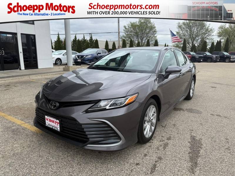 2023 Toyota Camry LE — Sedan — 118,497 mi — Madison, WI