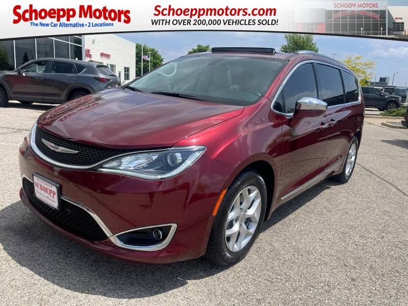 2020 Chrysler Pacifica Limited — Minivan — 111,304 mi — Middleton, WI