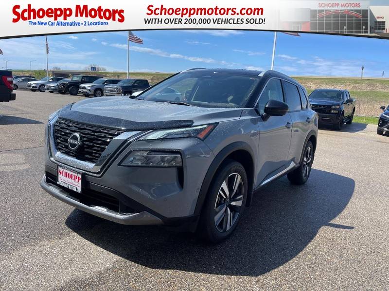 2023 Nissan Rogue SL — SUV — 12,177 mi — Middleton, WI