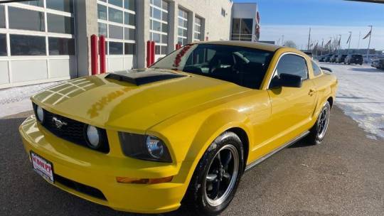 2006 Ford Mustang Base — Coupe — 213,458 mi — Middleton, WI