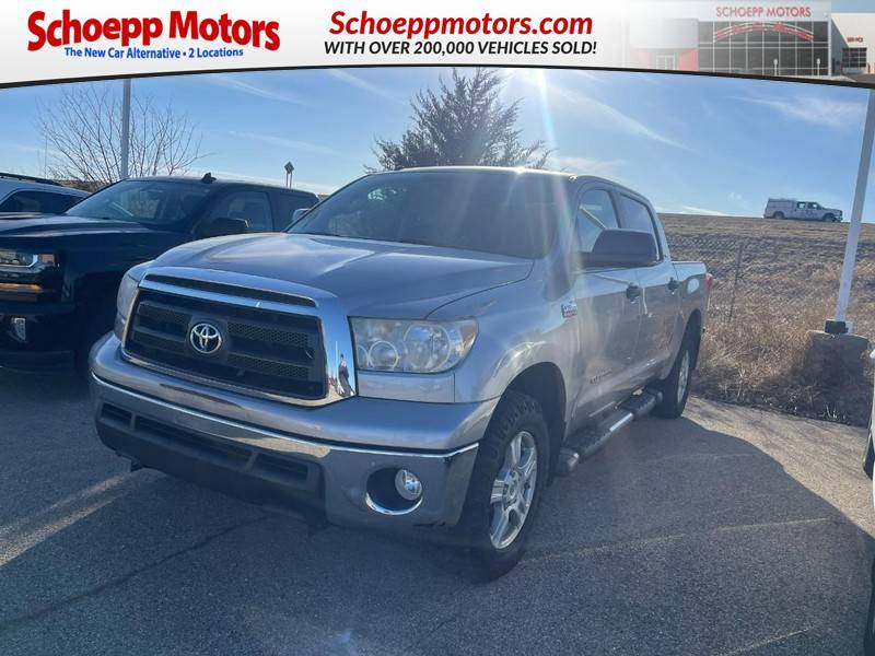 2010 Toyota Tundra Base — Pickup Truck — 195,897 mi — Middleton, WI
