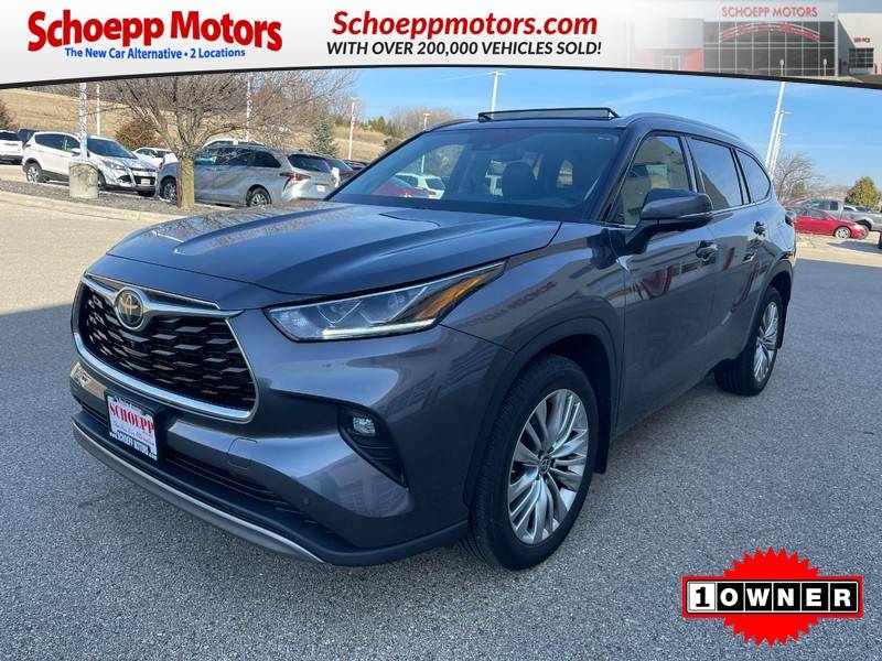 2023 Toyota Highlander Platinum — SUV — 15,577 mi — Middleton, WI