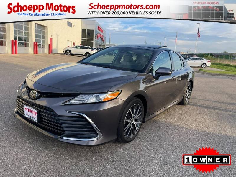 2022 Toyota Camry XLE — Sedan — 34,150 mi — Middleton, WI