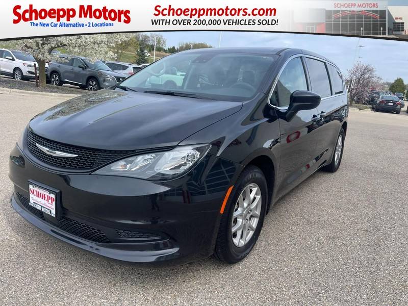 2023 Chrysler Voyager LX — Minivan — 57,662 mi — Middleton, WI
