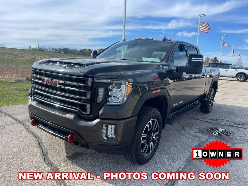 2022 GMC Sierra 2500HD AT4 — Pickup Truck — 49,617 mi — Middleton, WI