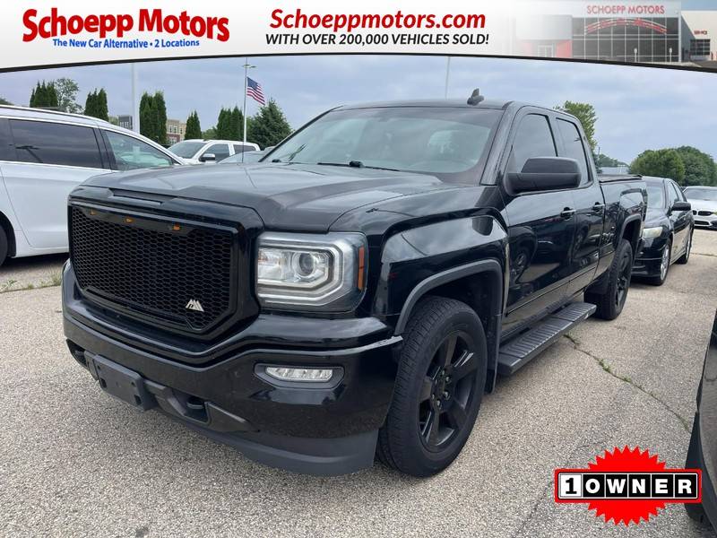 2017 GMC Sierra 1500 SLE — Pickup Truck — 163,489 mi — Middleton, WI