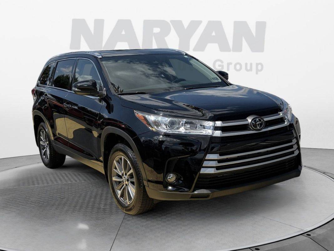 2019 Toyota Highlander XLE — SUV — 70,366 mi — Philadelphia, PA