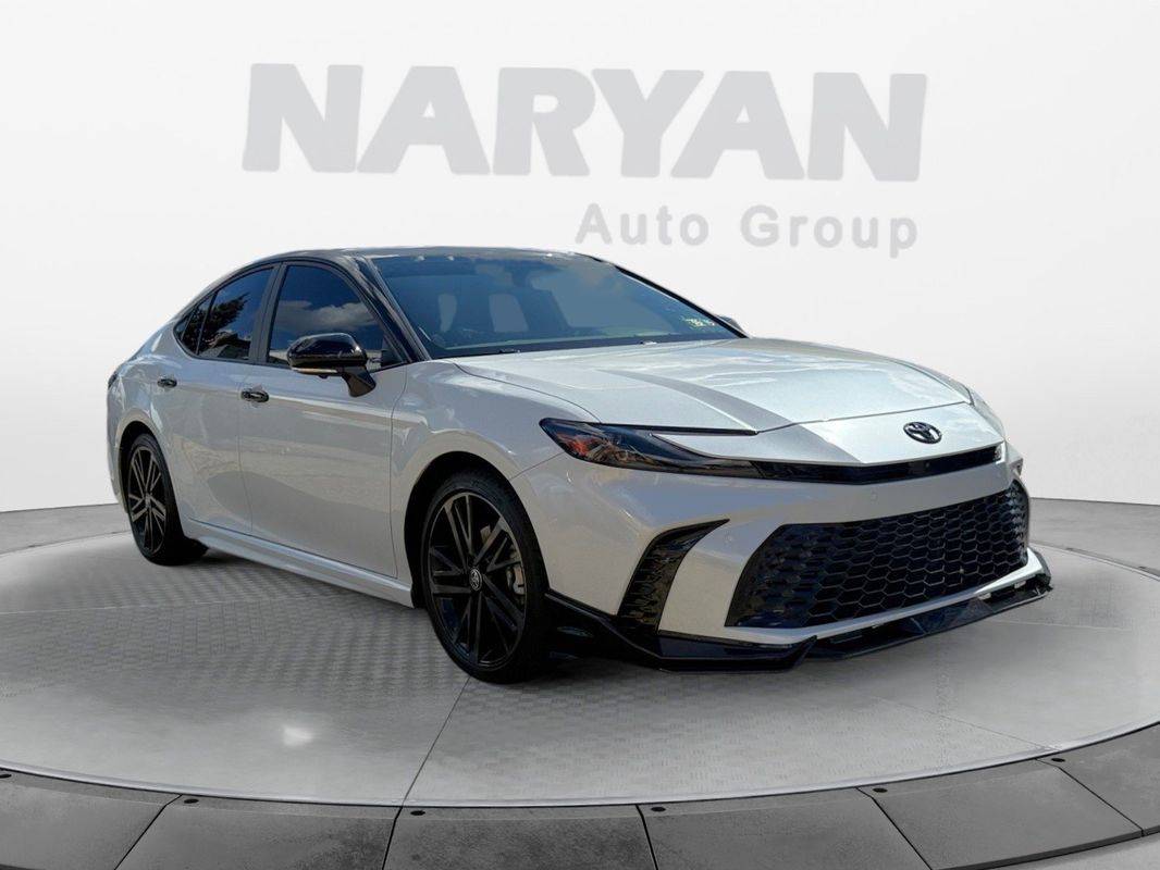 2025 Toyota Camry Hybrid XSE — Sedan — 15,544 mi — Philadelphia, PA