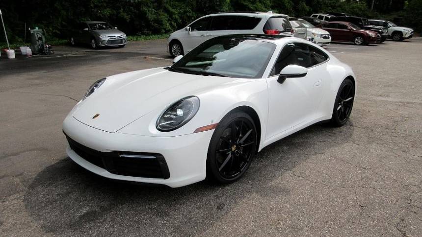 2020 Porsche 911 Carrera