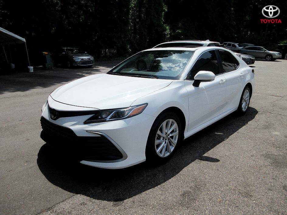 2024 Toyota Camry LE — Sedan — 13,559 mi — Cary, NC