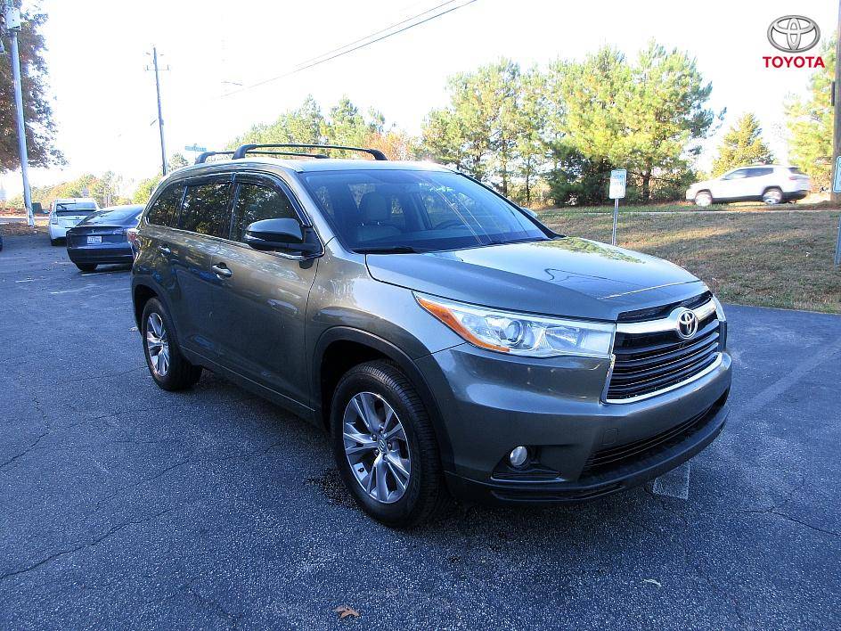 2014 Toyota Highlander XLE — SUV — 133,588 mi — Cary, NC