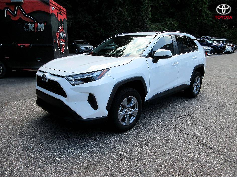 2023 Toyota RAV4 Hybrid XLE — SUV — 21,138 mi — Cary, NC