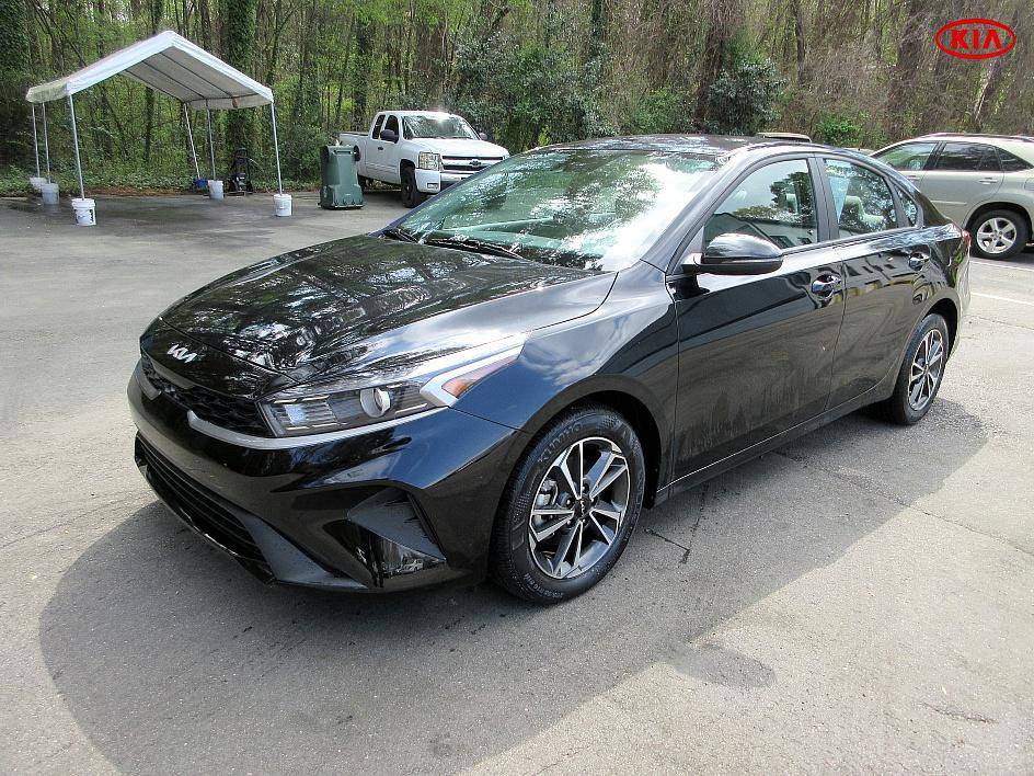 2023 Kia Forte LXS — Sedan — 17,448 mi — Cary, NC