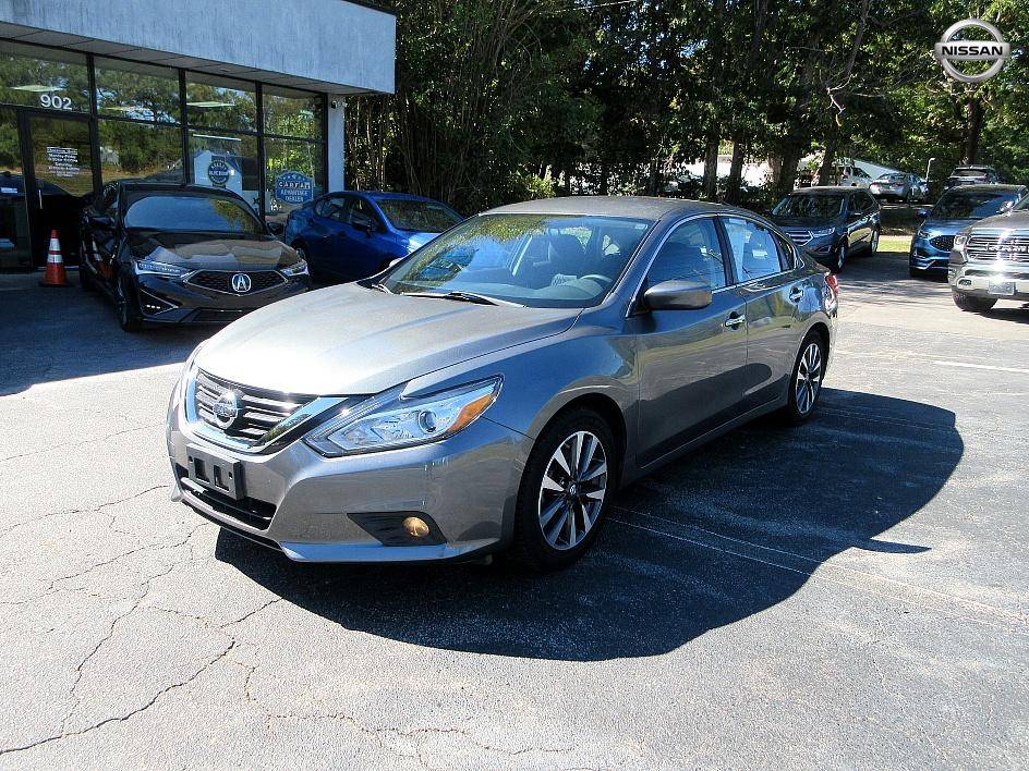 2017 Nissan Altima 2.5 SV — Sedan — 87,232 mi — Cary, NC