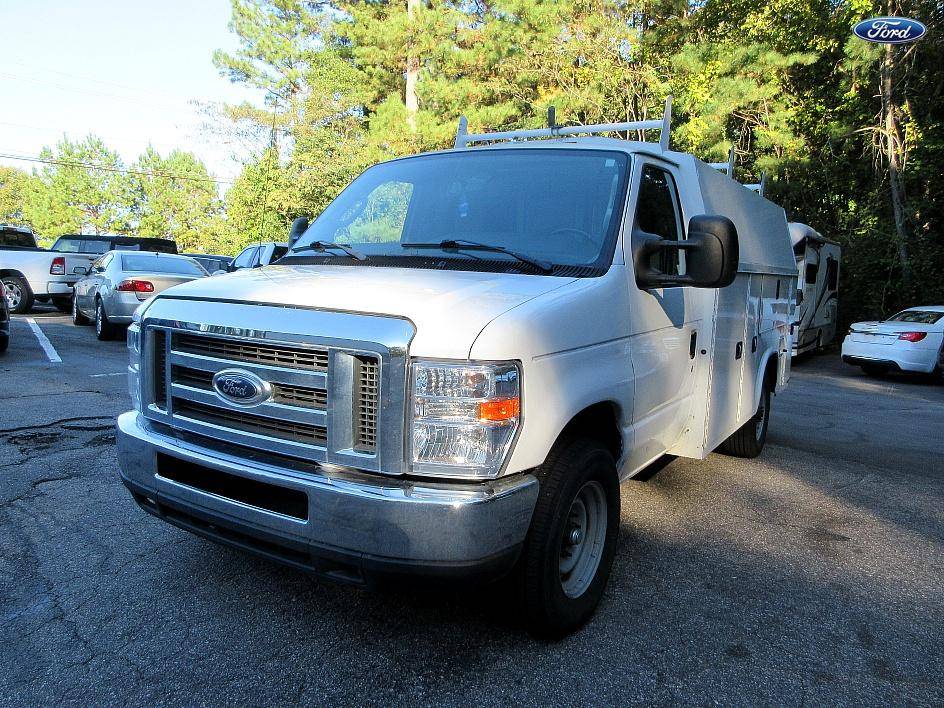 2019 Ford E-Series Cutaway E-350 — Chassis Cab Truck — 100,975 mi — Cary, NC