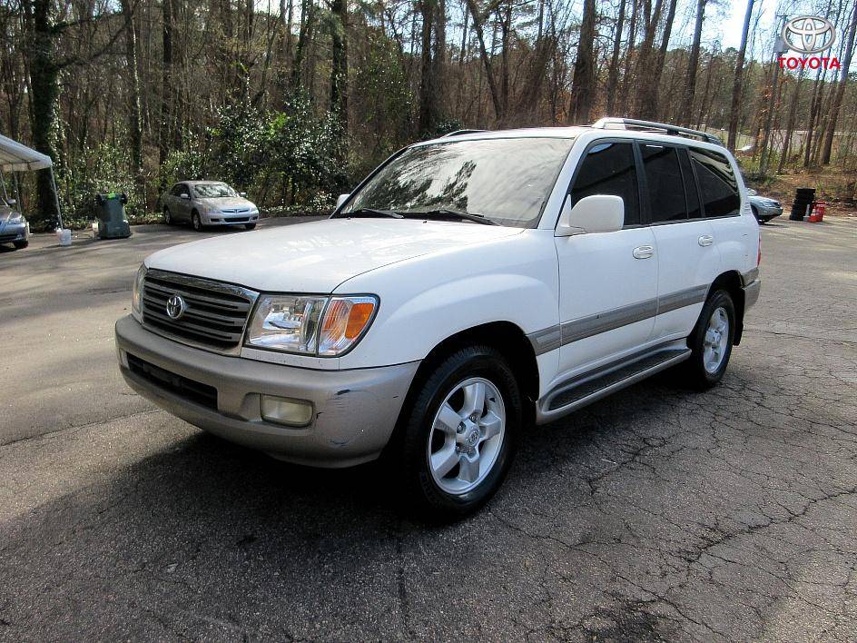 2004 Toyota Land Cruiser Base — SUV — 208,120 mi — Cary, NC