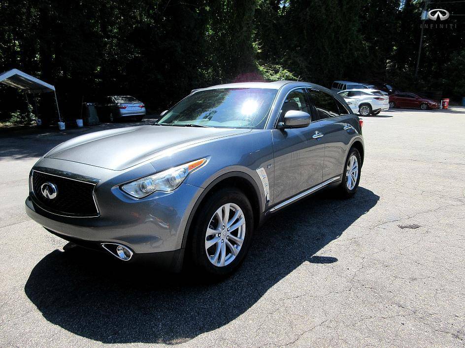 2017 Infiniti QX70 Base