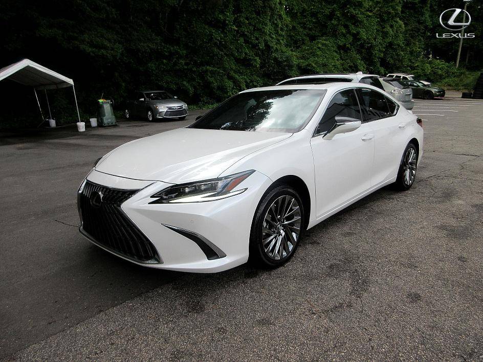 2024 Lexus ES ES 300h Ultra Luxury — Sedan — 26,741 mi — Cary, NC