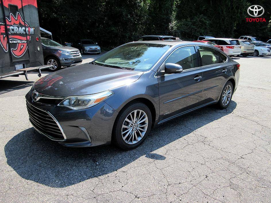 2016 Toyota Avalon Hybrid Limited — Sedan — 134,703 mi — Cary, NC