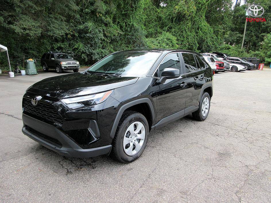 2025 Toyota RAV4 LE — SUV — 5,052 mi — Cary, NC