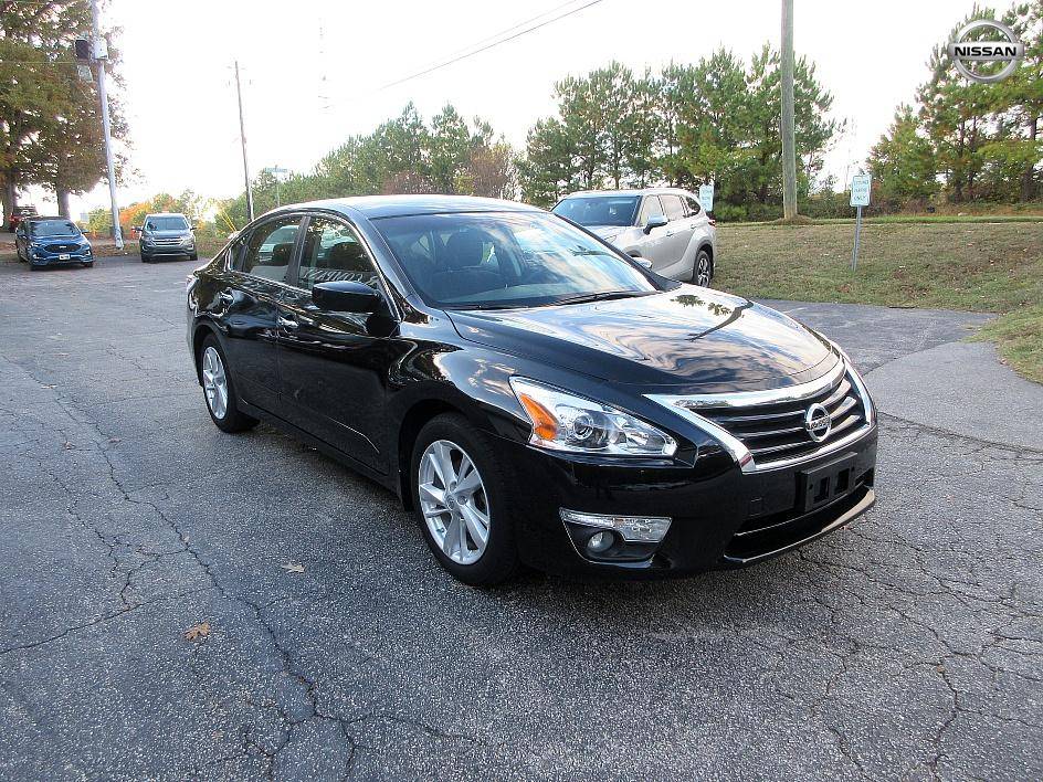 2015 Nissan Altima 2.5 SV — Sedan — 27,941 mi — Cary, NC