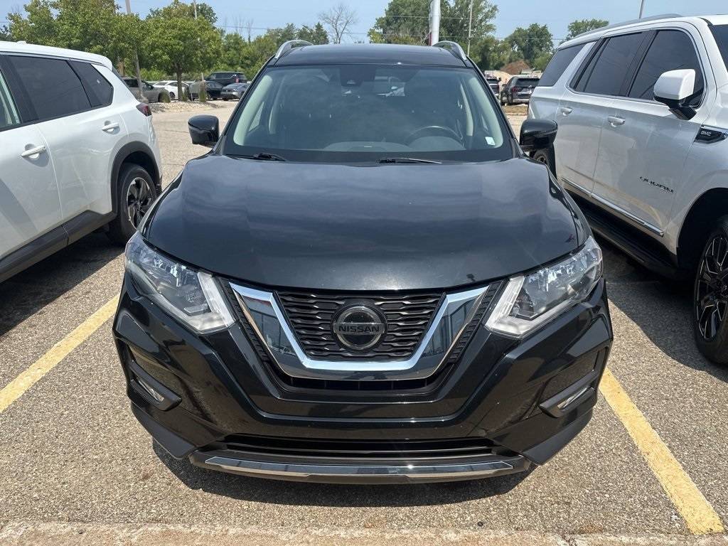 2020 Nissan Rogue SV — SUV — 33,839 mi — Holland, MI