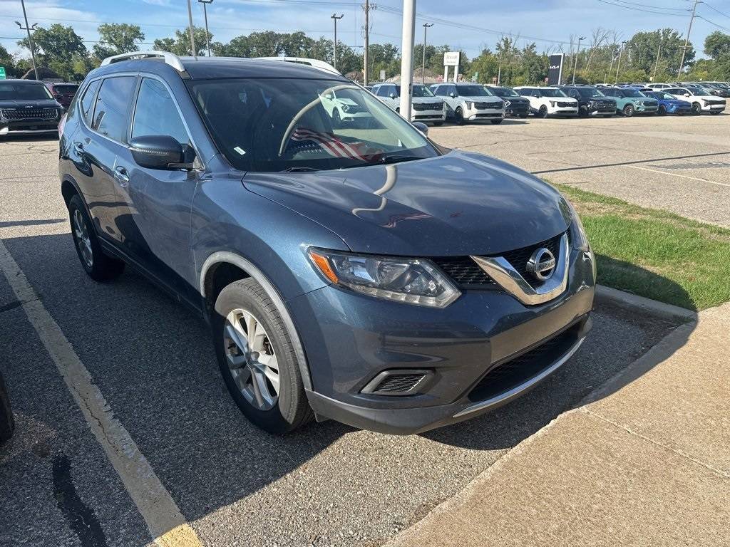 2016 Nissan Rogue SV — SUV — 121,105 mi — Holland, MI
