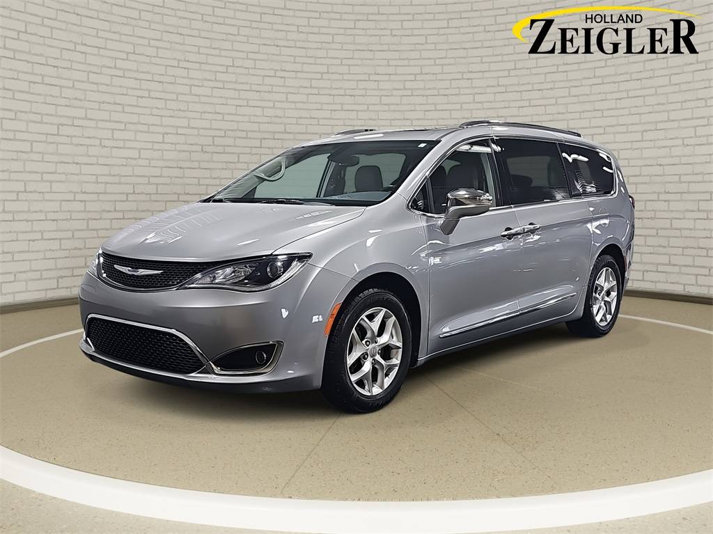 2020 Chrysler Pacifica Limited — Minivan — 89,890 mi — Holland, MI