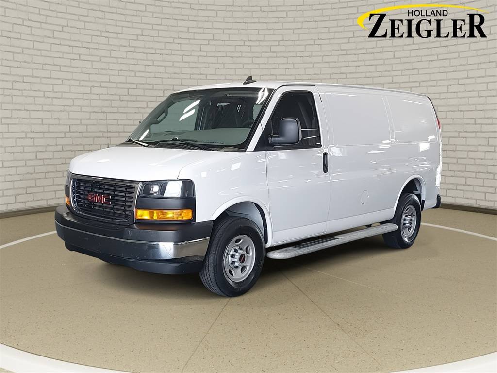 2023 GMC Savana Cargo Van Base — Cargo Van — 27,976 mi — Holland, MI
