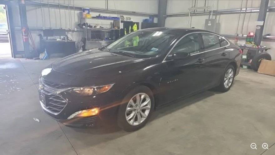 2024 Chevrolet Malibu LT — Sedan — 37,947 mi — Holland, MI