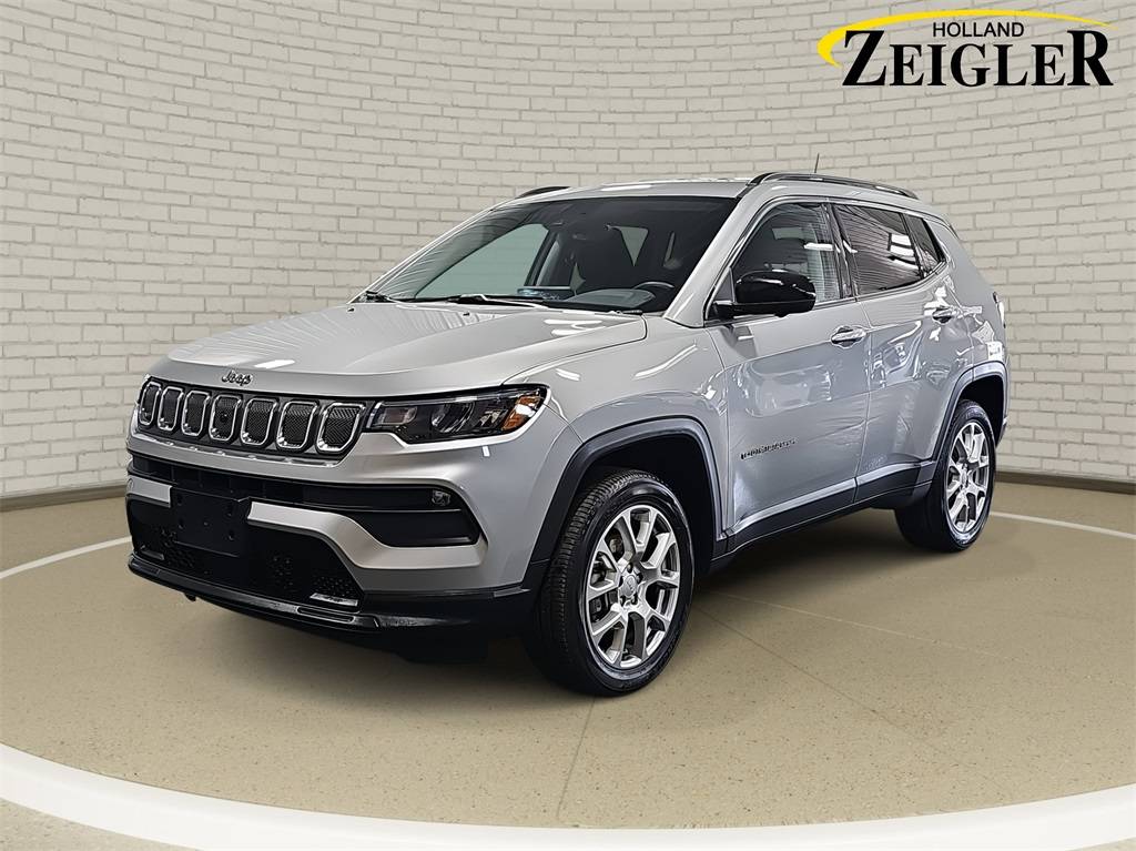 2022 Jeep Compass Latitude Lux — SUV — 9,342 mi — Holland, MI