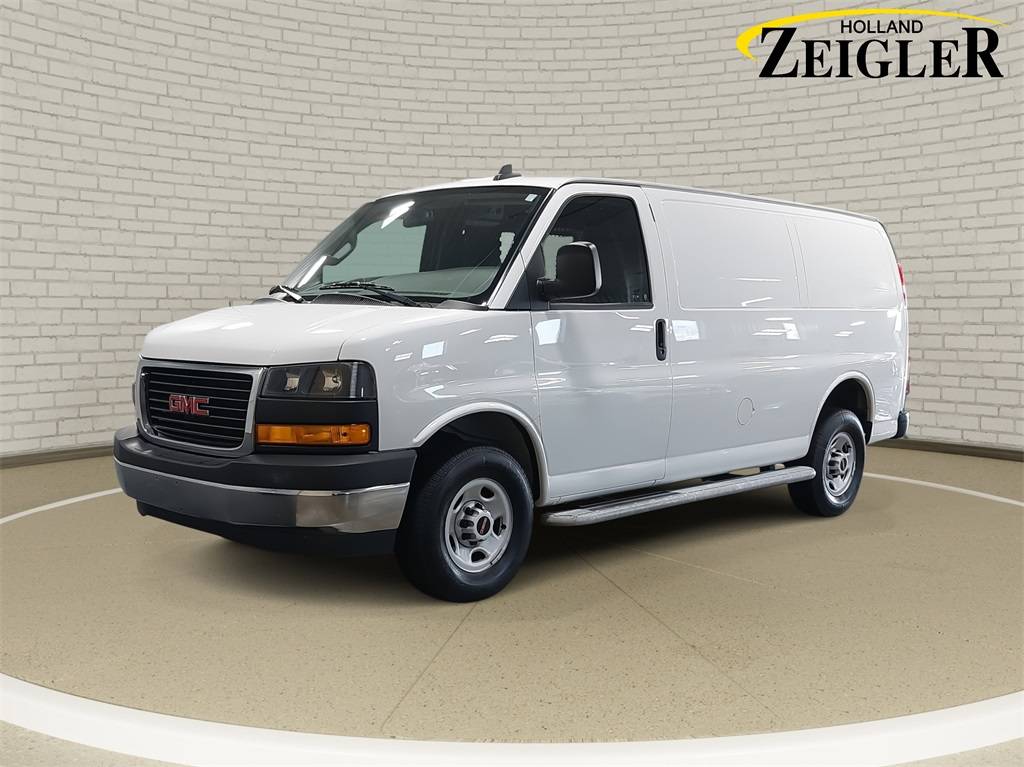 2023 GMC Savana Cargo Van Base — Cargo Van — 22,304 mi — Holland, MI