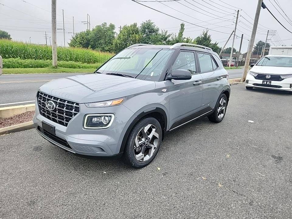 2022 Hyundai Venue Limited — SUV — 13,857 mi — Holland, MI