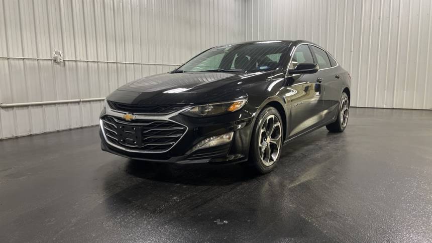 2024 Chevrolet Malibu LT — Sedan — 21,290 mi — Holland, MI