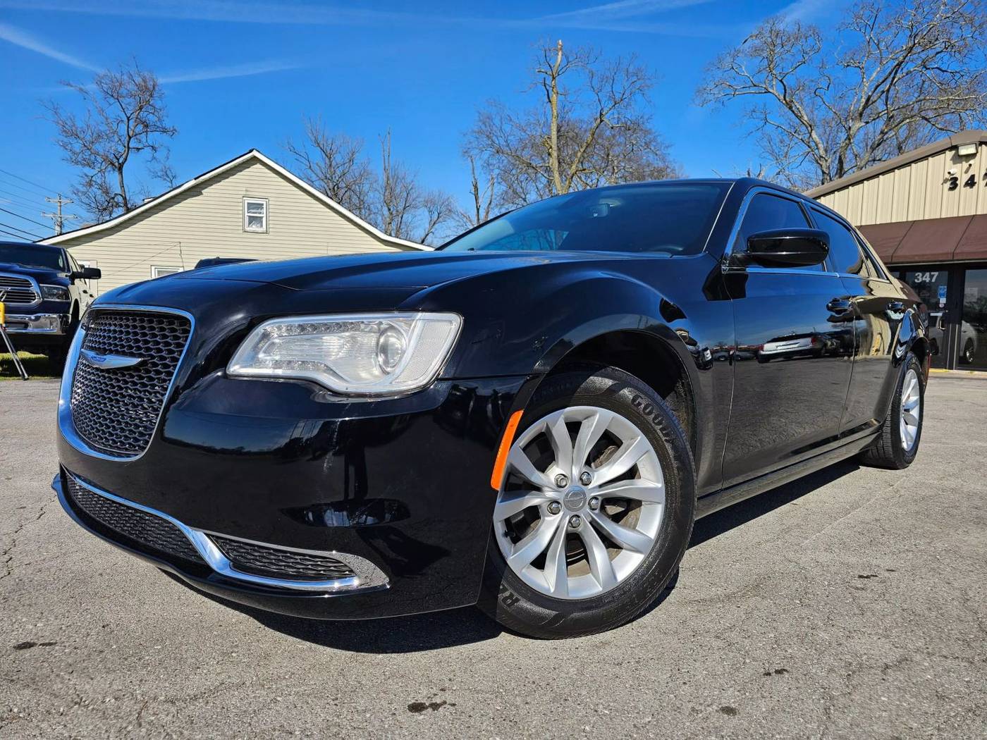 2018 Chrysler 300 Touring — Sedan — 79,179 mi — Lebanon, TN