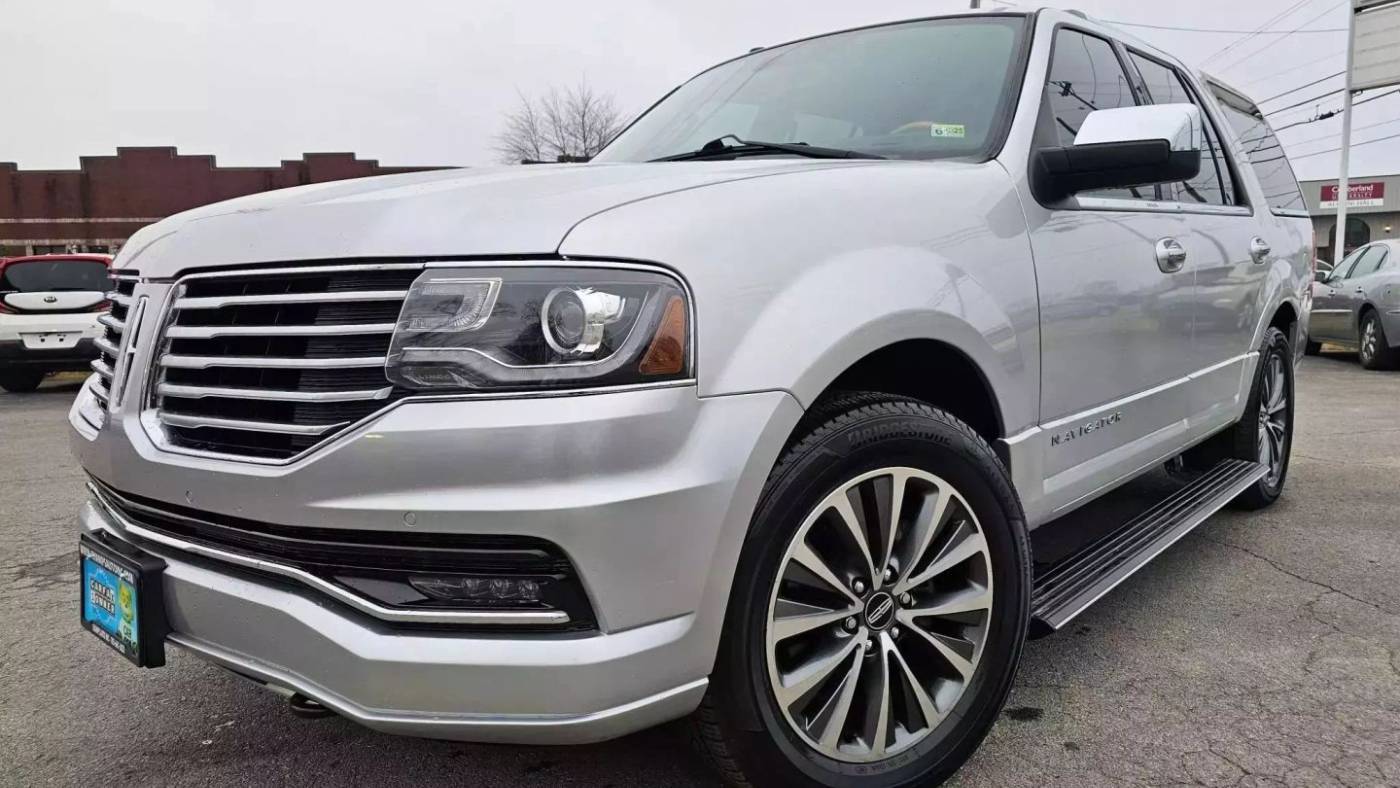 2017 Lincoln Navigator Select — SUV — 109,102 mi — Lebanon, TN