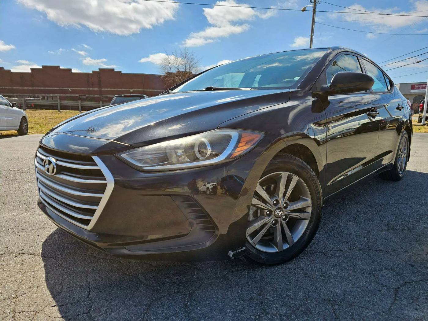 2017 Hyundai Elantra SE — Sedan — 97,304 mi — Lebanon, TN