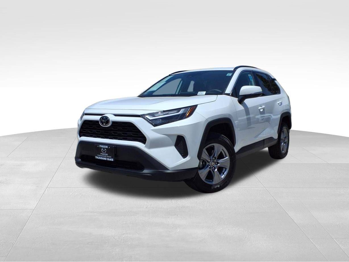 2024 Toyota RAV4 XLE — SUV — 16,246 mi — Westlake, CA