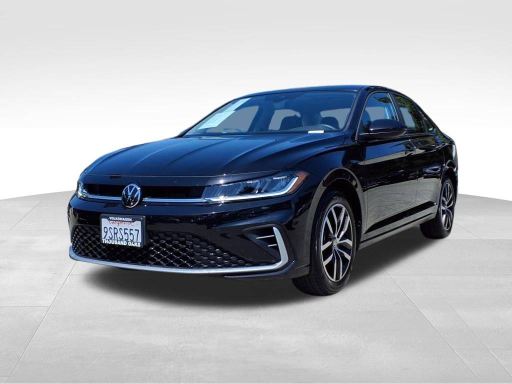 2025 Volkswagen Jetta SE — Sedan — 6,210 mi — Thousand Oaks, CA
