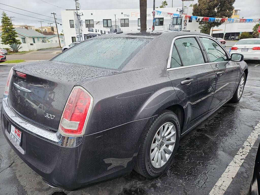 2014 Chrysler 300 Base — Sedan — 95,672 mi — Oceanside, CA