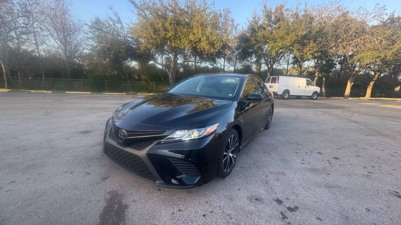 2020 Toyota Camry SE — Sedan — 52,241 mi — Miramar, FL