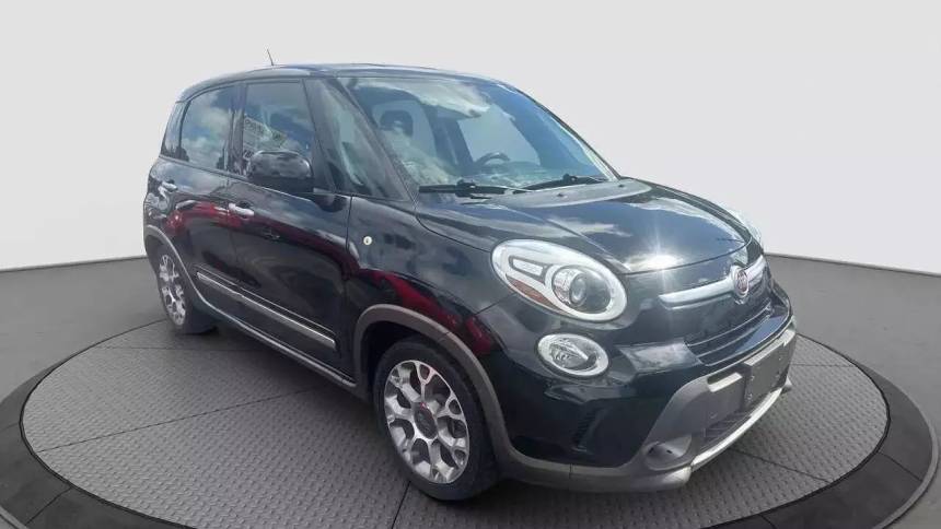 2014 FIAT 500L Trekking — Hatchback — 77,574 mi — Miramar, FL