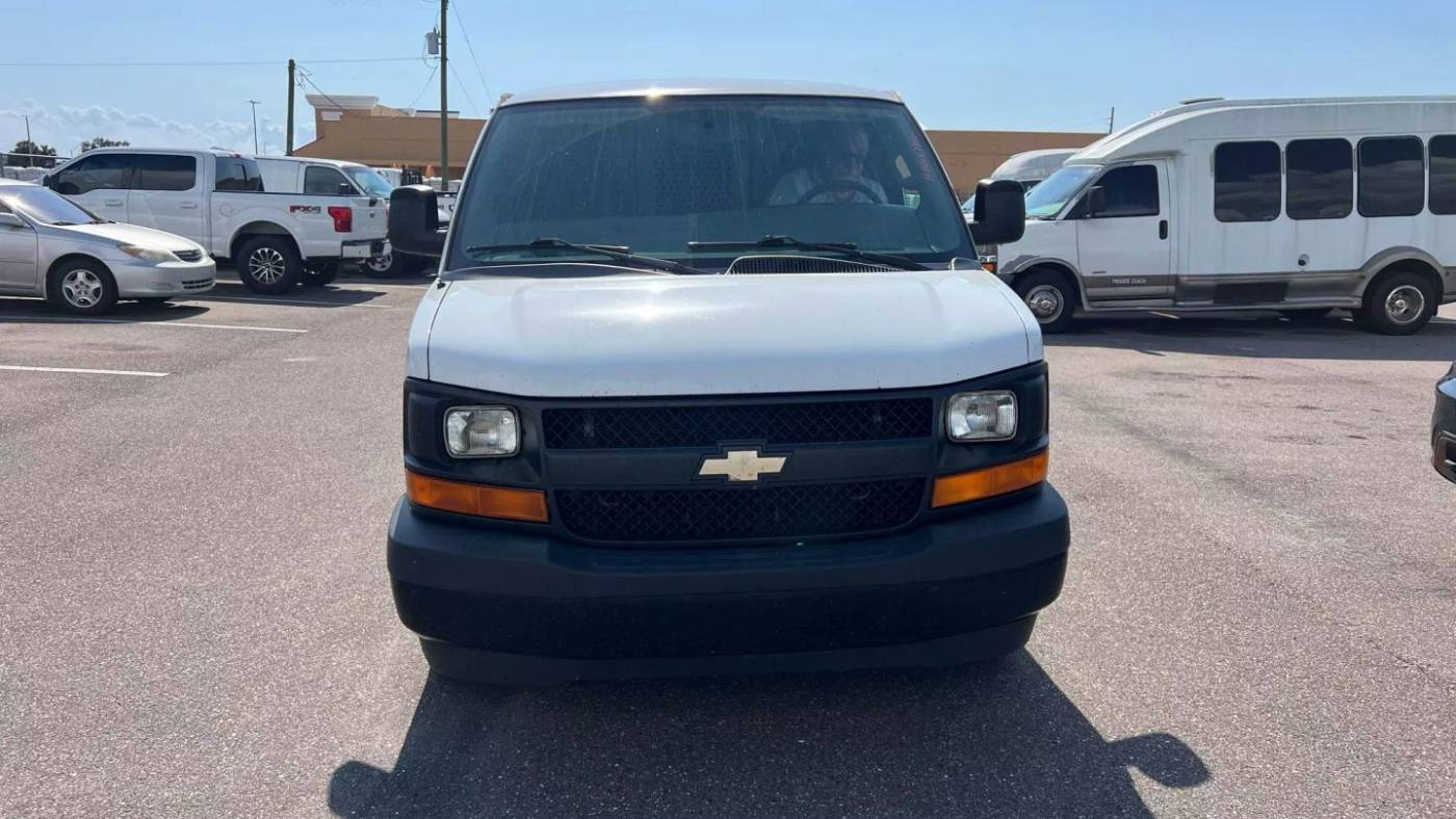 2017 Chevrolet Express Cargo Van Base — Cargo Van — 171,346 mi — Miramar, FL